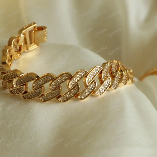 Luxurious Golden Janzeer Chain Bracelet Studded With Full Zircon