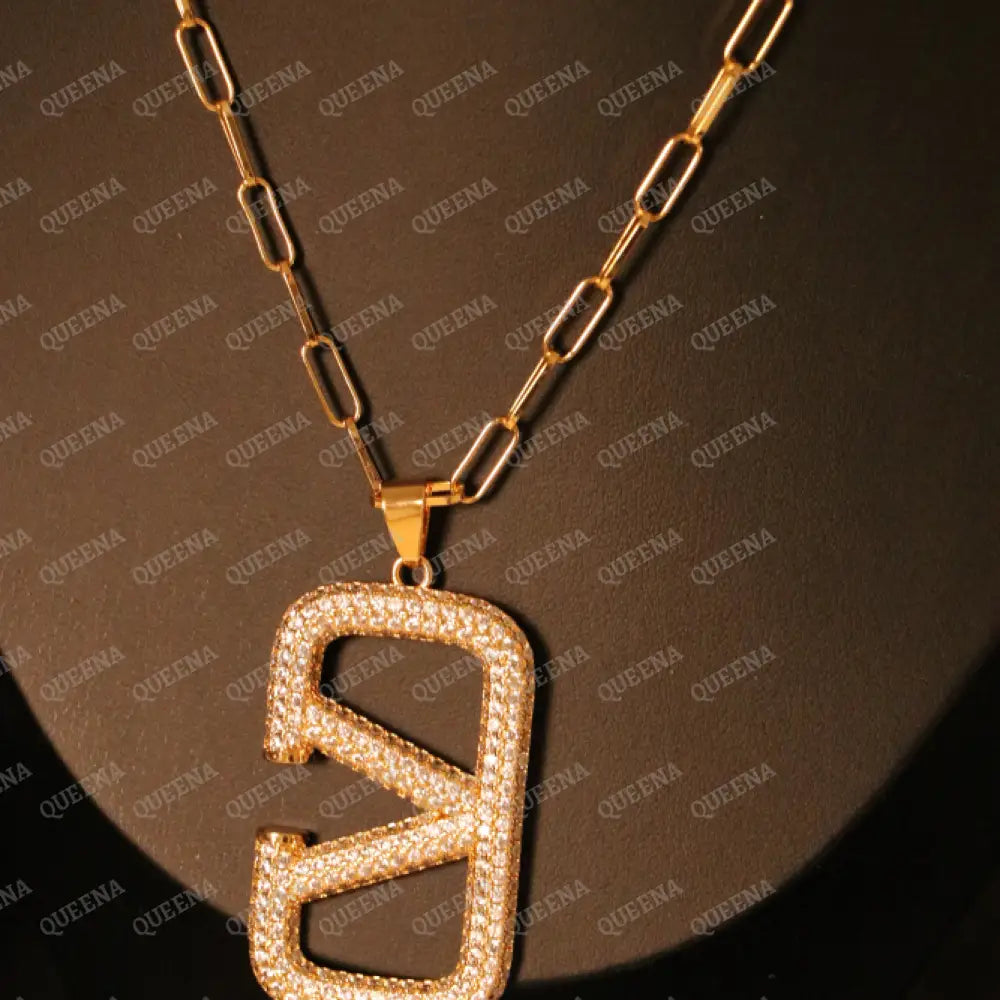 Luxurious Sparkle Valentina Big Pendant With Paperclip Chain Necklace Studded with Full Zircons Necklaces
