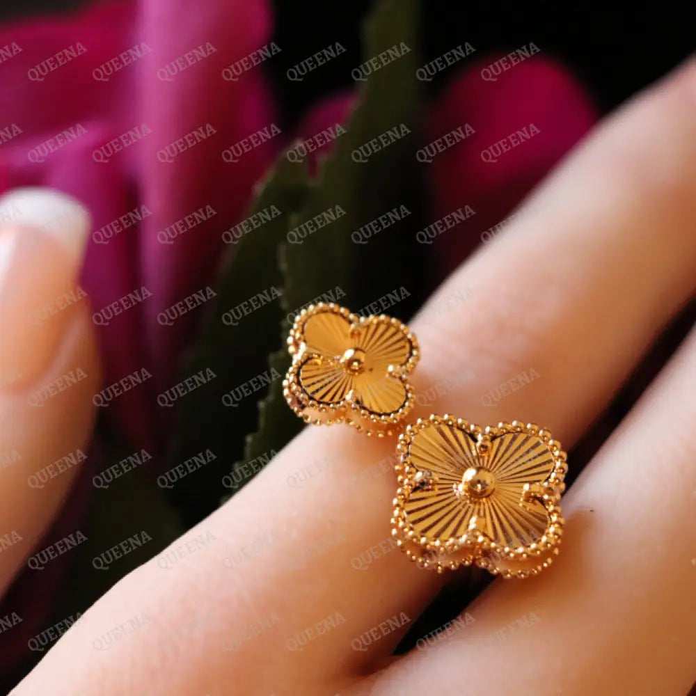 Luxury Clover RING - Between The Finger Ring - Adjustable (Free Size) Rings