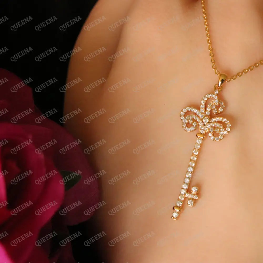 Luxury Dolley Beauty KEY Necklace Studded with Full Zircon Necklaces