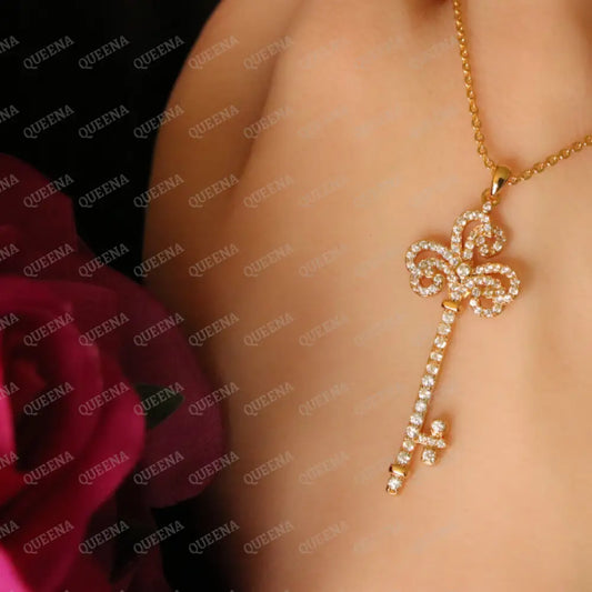 Luxury Dolley Beauty KEY Necklace Studded with Full Zircon Necklaces