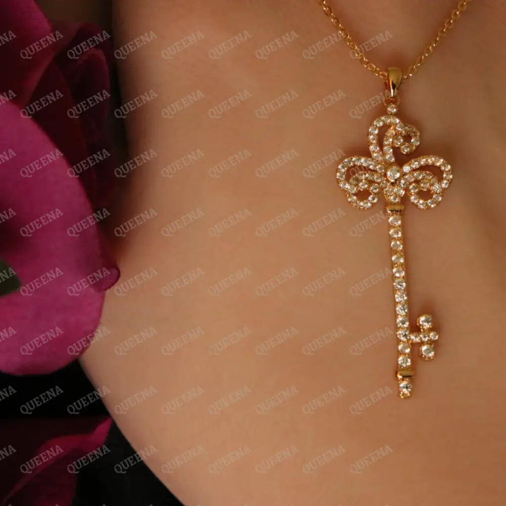 Luxury Dolley Beauty KEY Necklace Studded with Full Zircon Necklaces