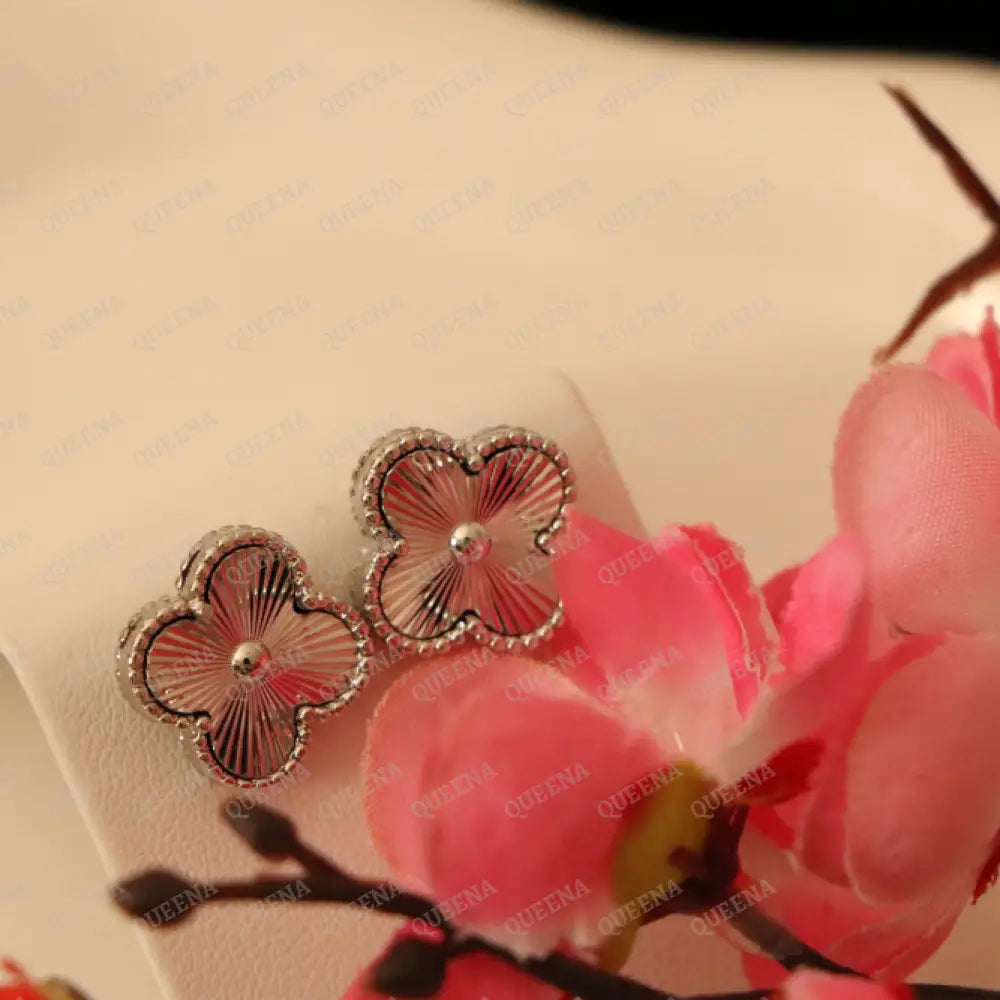 Luxury Golden Clover Earrings Earrings