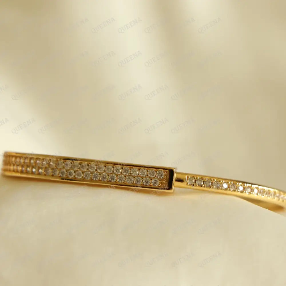 Luxury Golden Diva Bangle Bracelet Studded With Zircon Stones - High Quality 18K Gold Plated