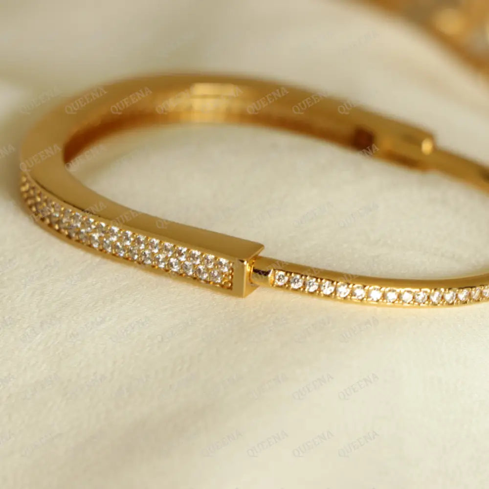 Luxury Golden Diva Bangle Bracelet Studded With Zircon Stones - High Quality 18K Gold Plated