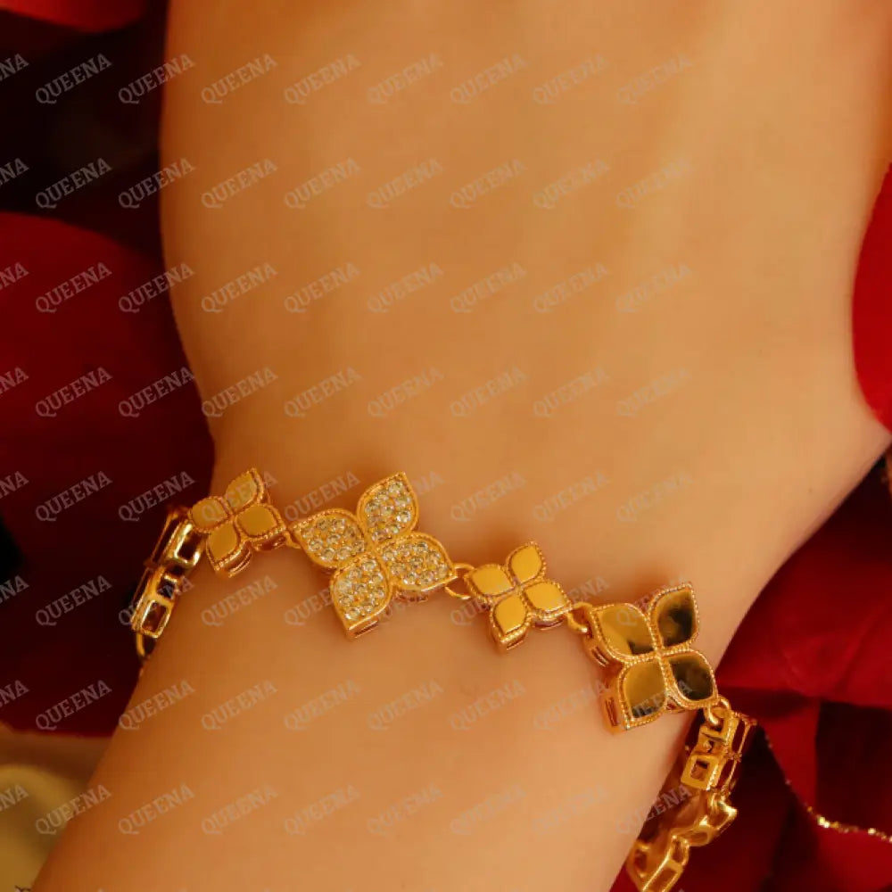 Luxury Golden Princess Flower Bracelet Studded With Zircon Stones - High Quality 18K Gold Plated