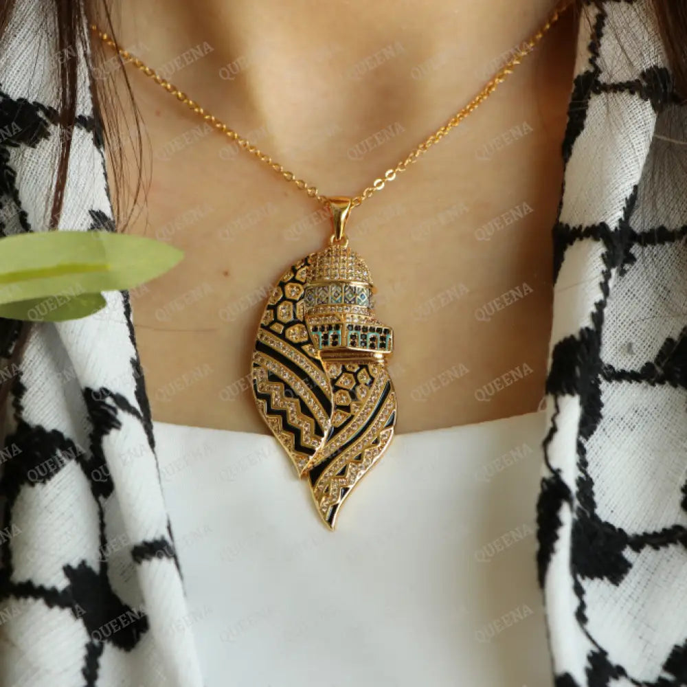 Luxury Golden Zircon Al-Quds Necklace -Pendant Of The Al-Aqsa Mosque With Palestinian Keffiyeh