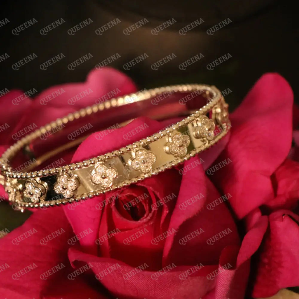 Luxury HALF SET- Silver Flora Clovers Jewelry Set (Bangle + Ring) Studded with Zircon Jewelry Sets