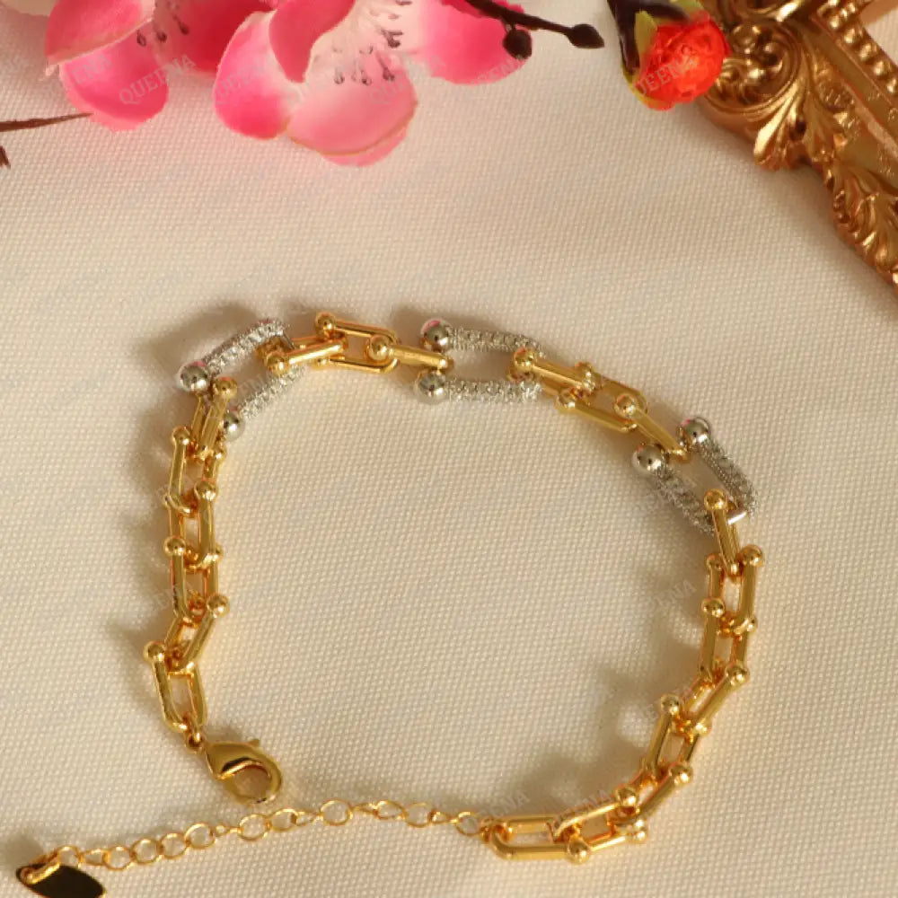Luxury Teffania Link Chain Bracelet Studded With Silver Zircon Stones