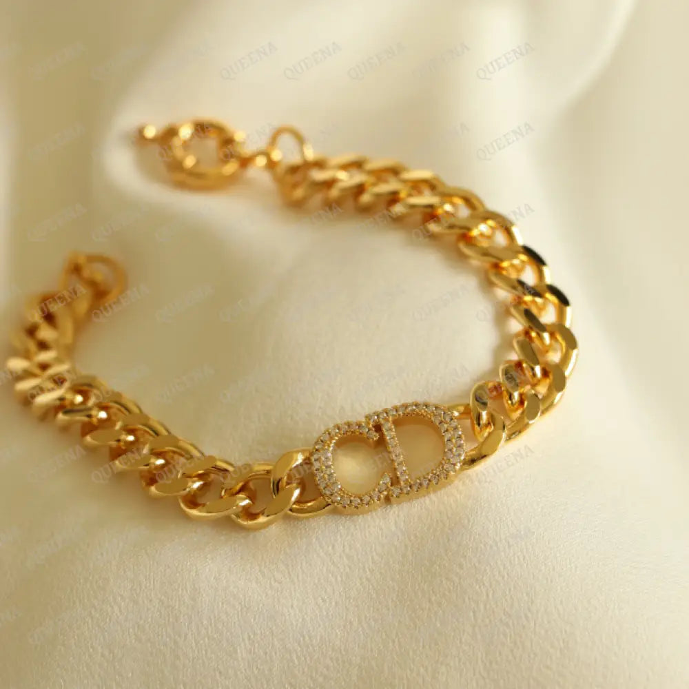 Luxury New Cd Link Chain Bracelet Studded With Zircon - High Quality 18K Gold Plated Statement Piece