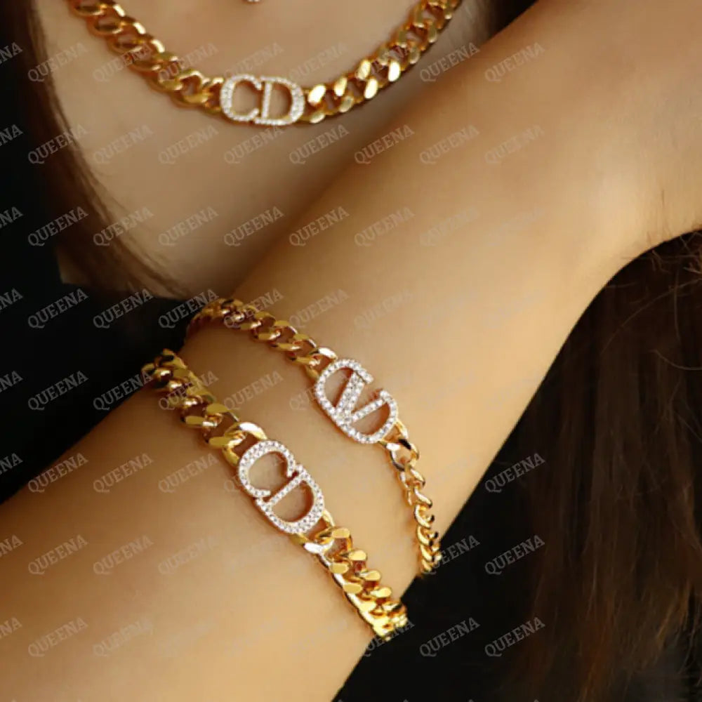 Luxury New Cd Link Chain Bracelet Studded With Zircon - High Quality 18K Gold Plated Statement Piece