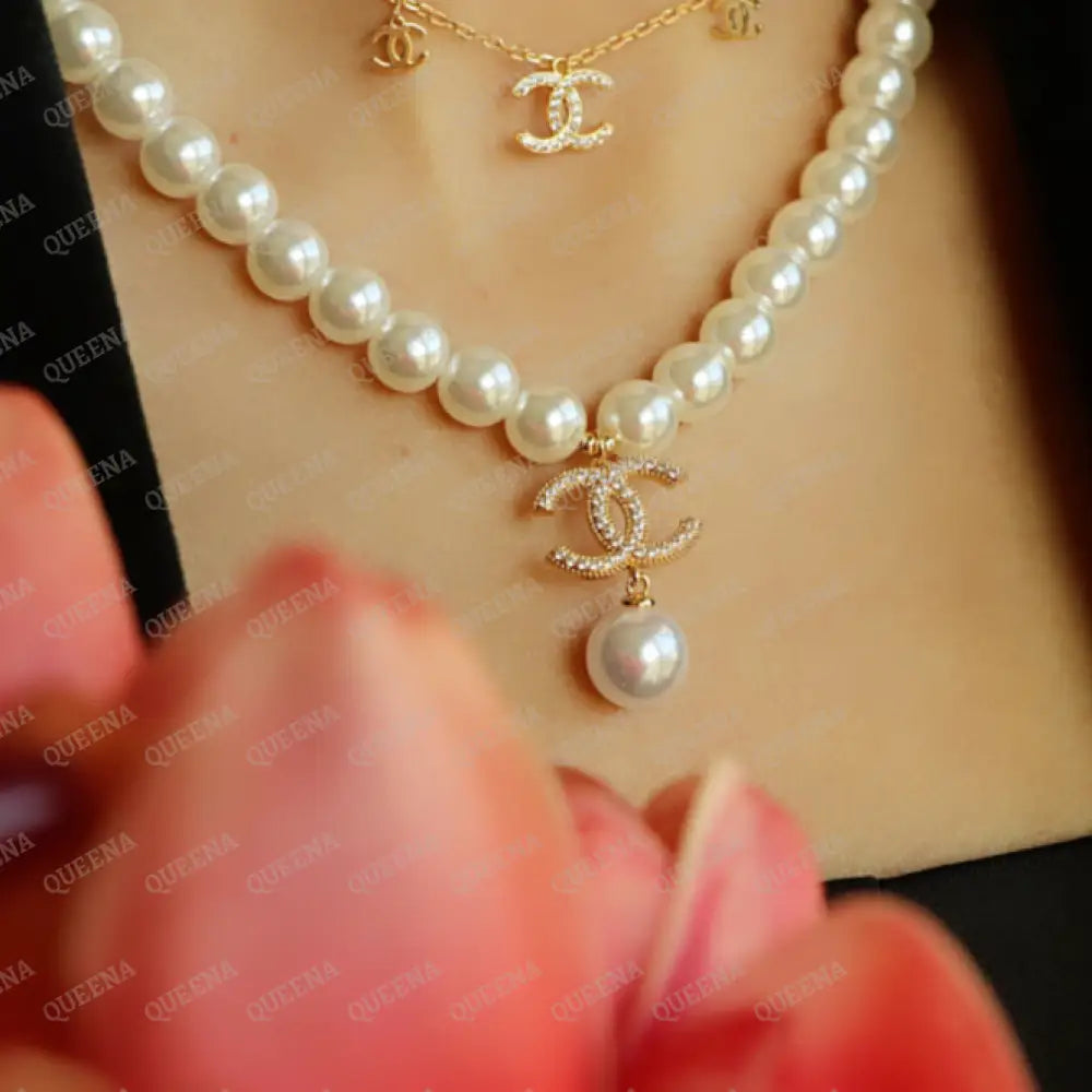 Luxury New Ch Pearls Necklace Studded With Zircon - High Quality 18K Gold Plated Statement Piece