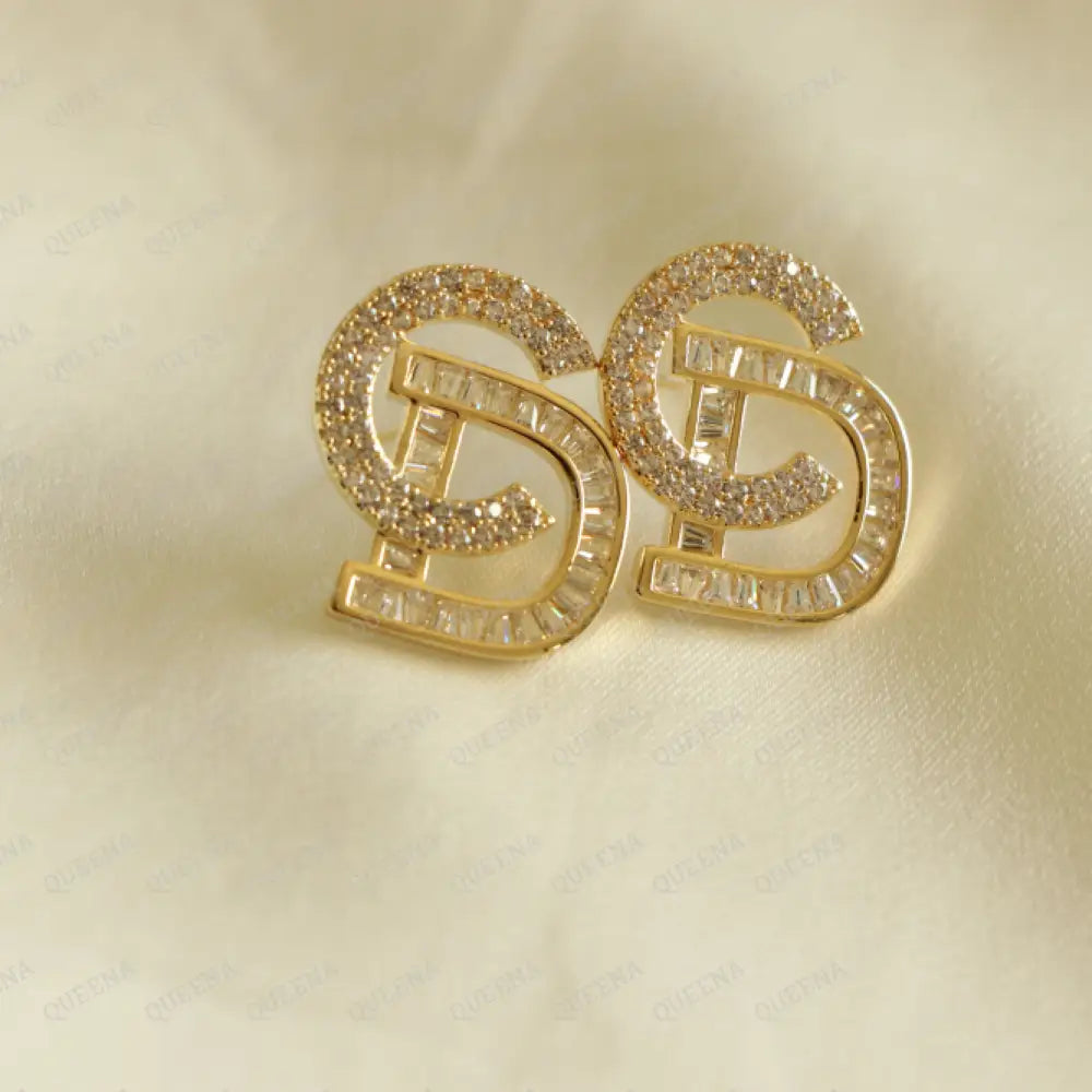 Luxury Shiny Cd Stud Earrings Studded With Crystal & Zircon