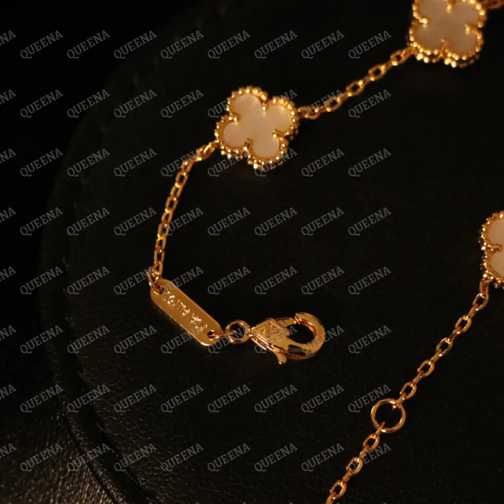Mini Clover Bracelet with 5 Multi Leaf Clover - High Quality 18k Gold Plated Statement Piece Bracelet