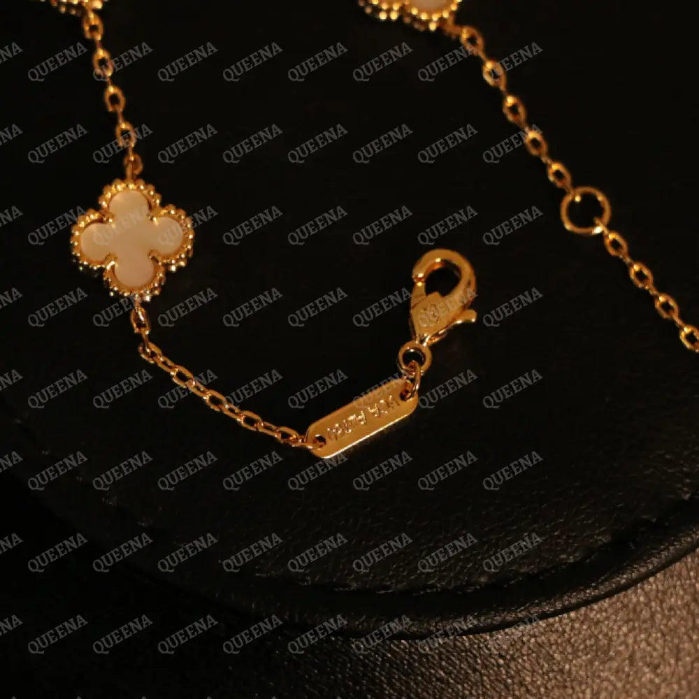 Mini Clover Bracelet with 5 Multi Leaf Clover - High Quality 18k Gold Plated Statement Piece Bracelet