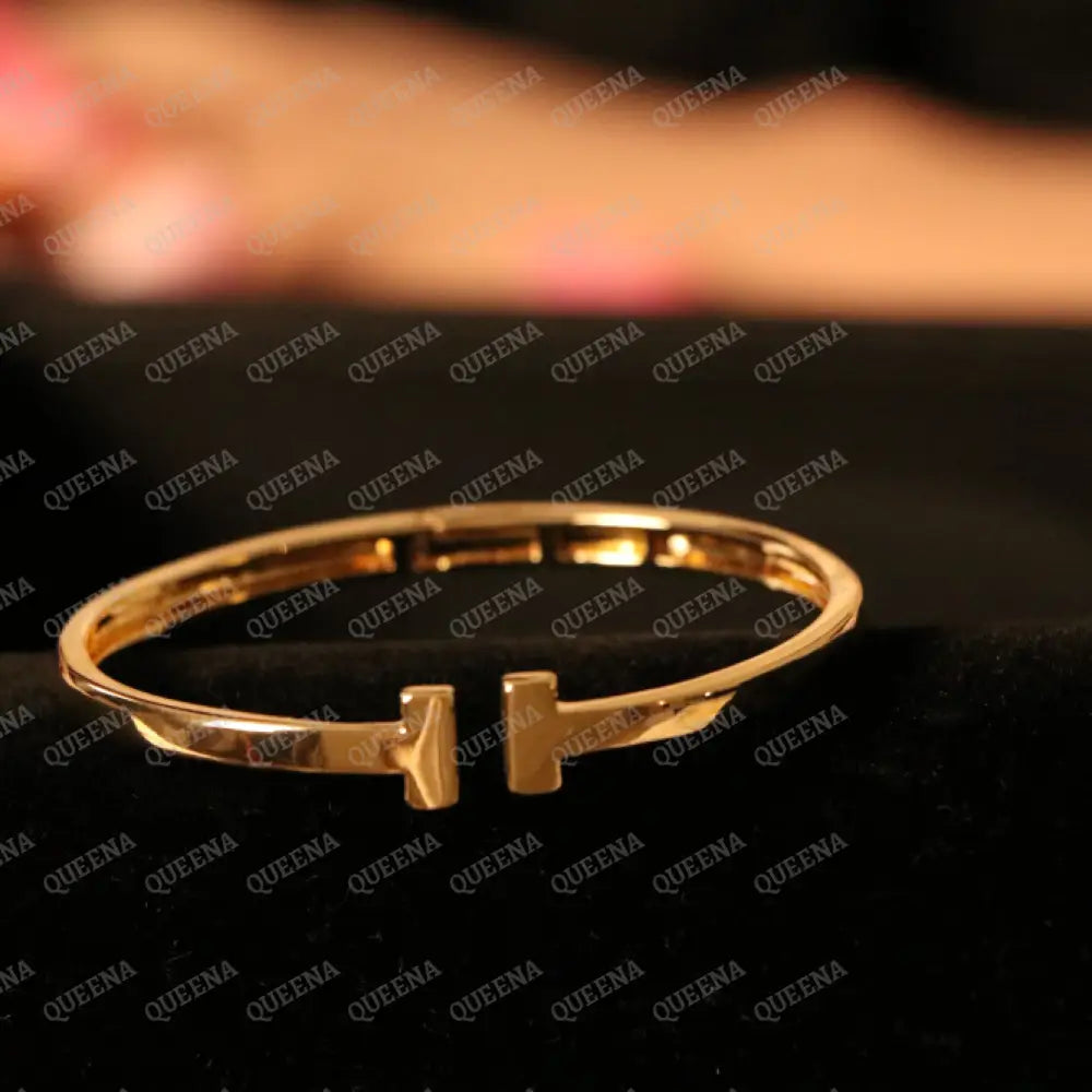 Plain T- Wire Golden Bangle Bracelet