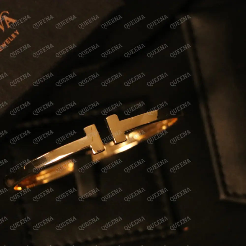 Plain T- Wire Golden Bangle Bracelet