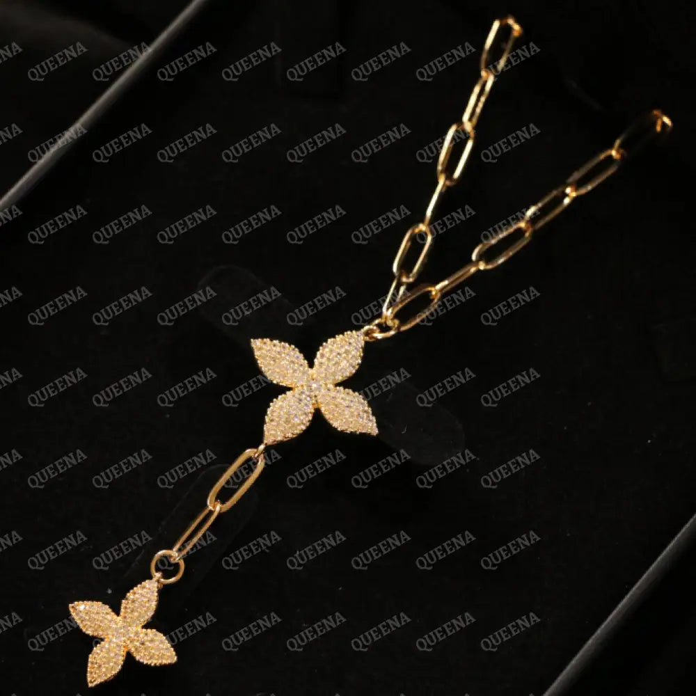 Princess Flower Pendant Paperclip chain Necklace Studded With Zircon Necklaces