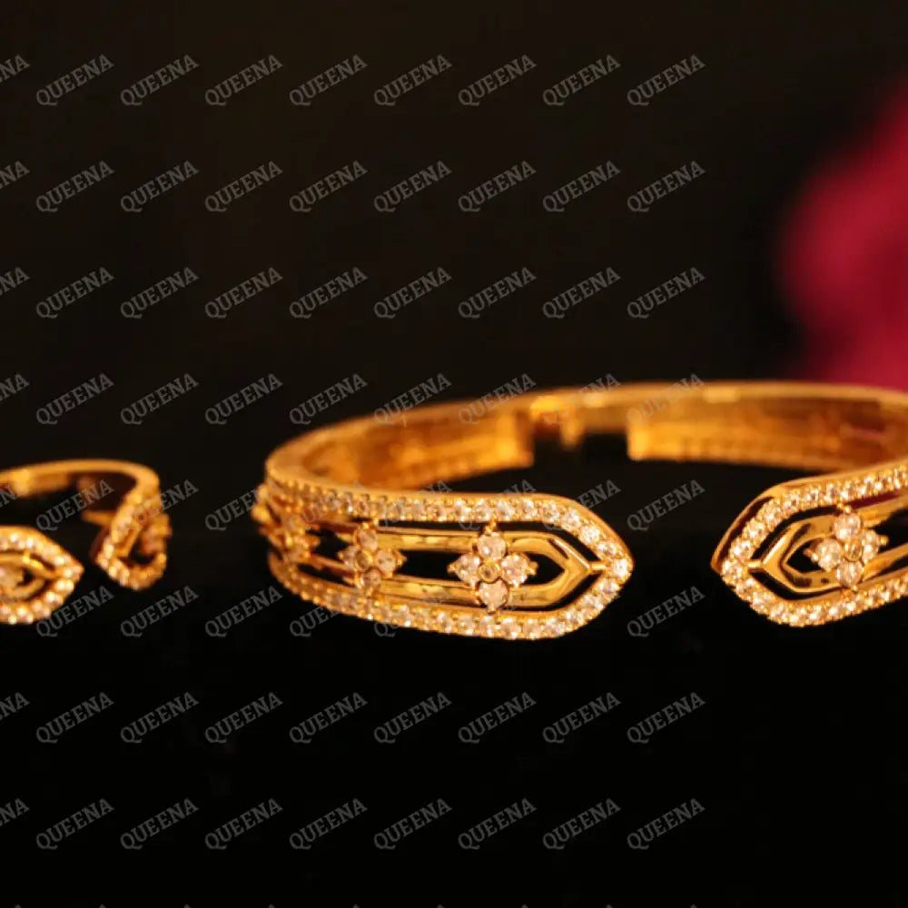 ROYAL Princess Flower Half Set Stud with Zircon Stones - High Quality 18k Gold Plated Statement Design - Jewelry Sets