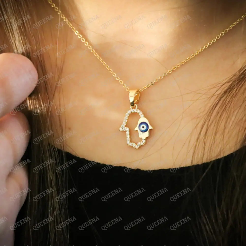 Shiny Delicate Hamsa Hand With Tiny Evil Eye Charm Zircon Necklace Necklaces