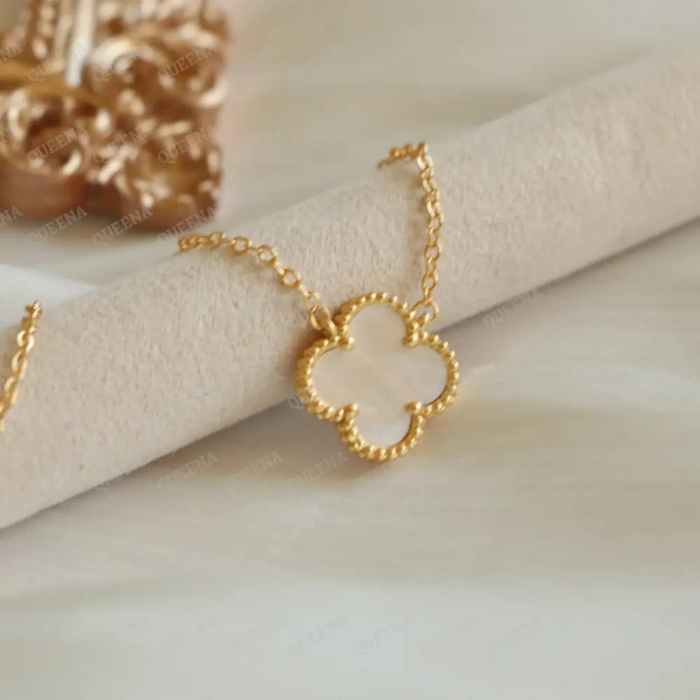 Single White clover Necklace - High Quality Stainless Steel Statement Piece Necklaces