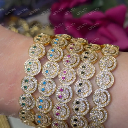 Trendy Cutie Smiley Bangle - Adjustable Size - Bracelet
