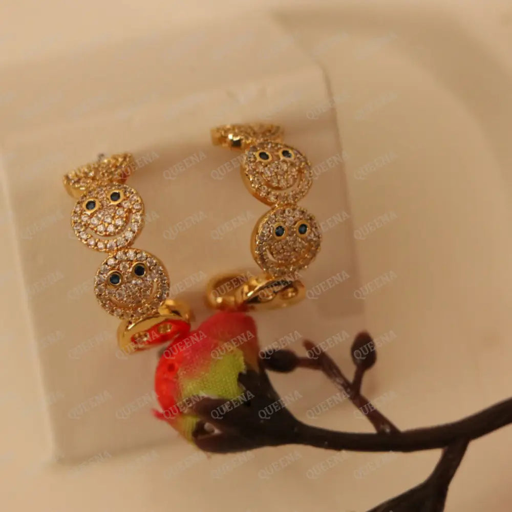 Trendy Cutie Smiley Earrings Earrings