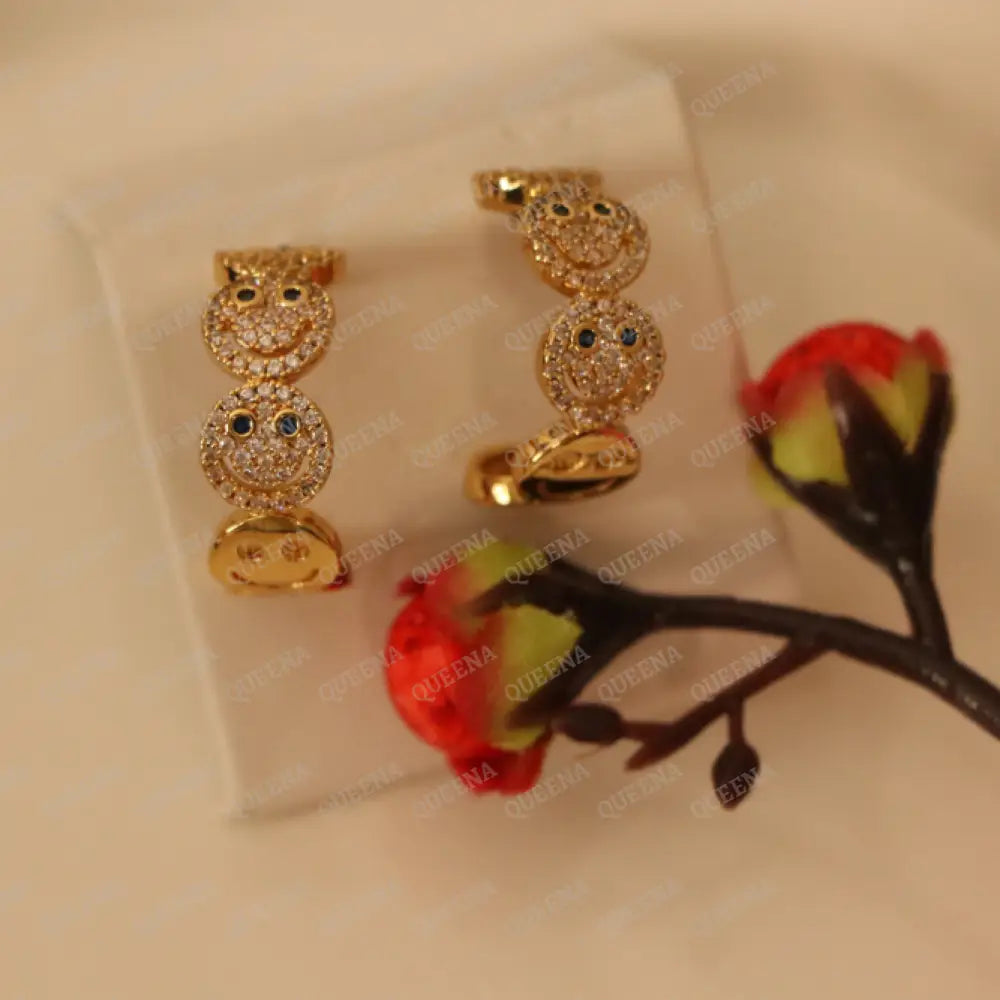 Trendy Cutie Smiley Earrings Earrings