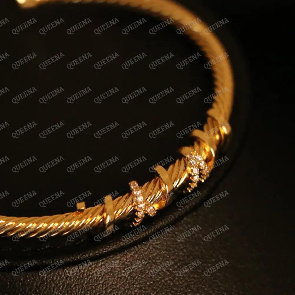 TRENDY Golden Dana Bangle Bracelet