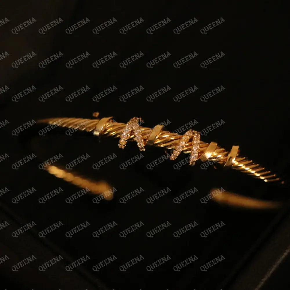 TRENDY Golden Dana Bangle Bracelet