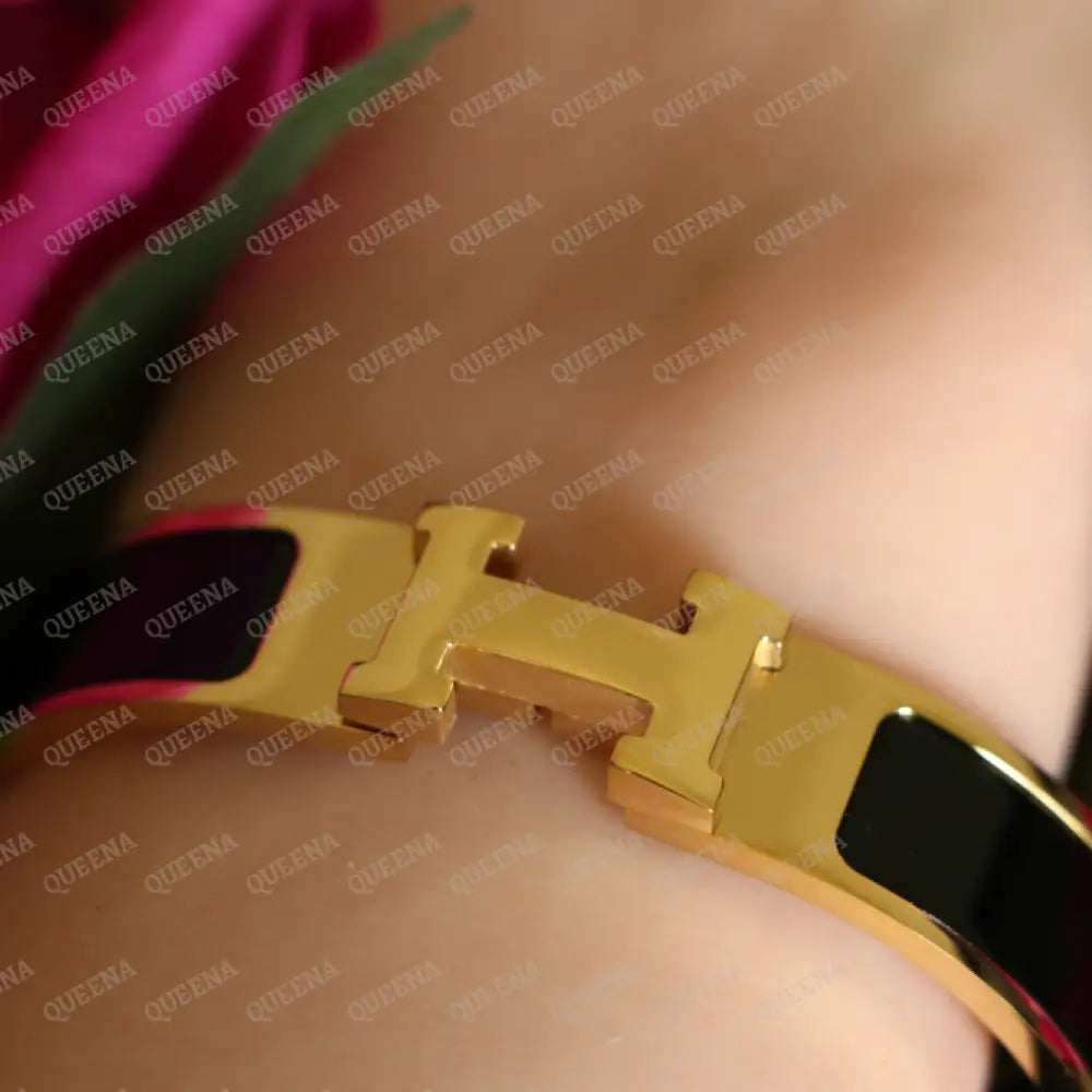 Trendy Hermez H Bangle Bracelet