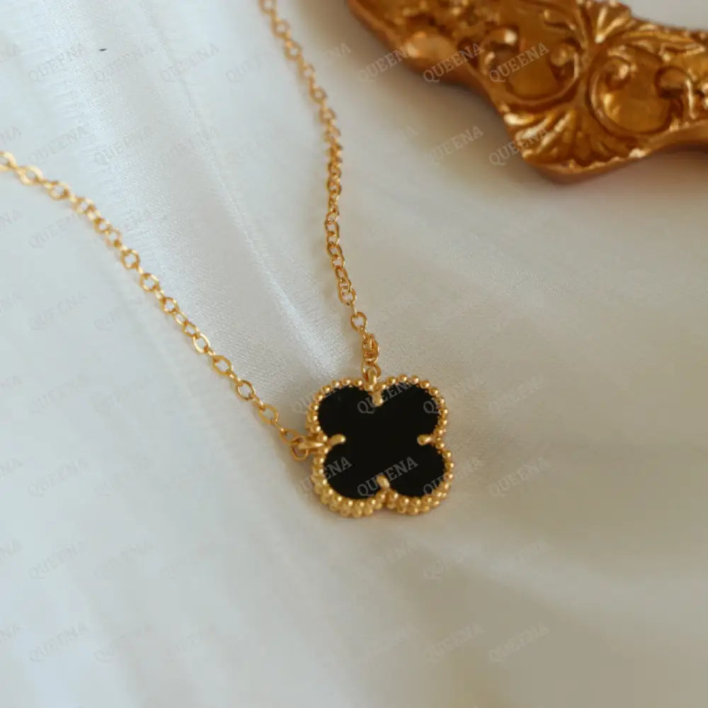 Vca Pendant Necklace Black Onyx Leaf Clover Necklaces