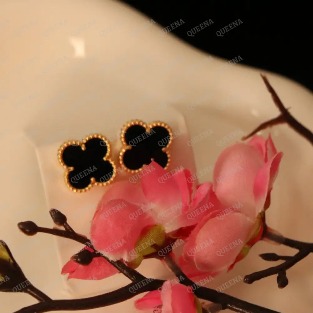 White / Black Clover Earrings earrings